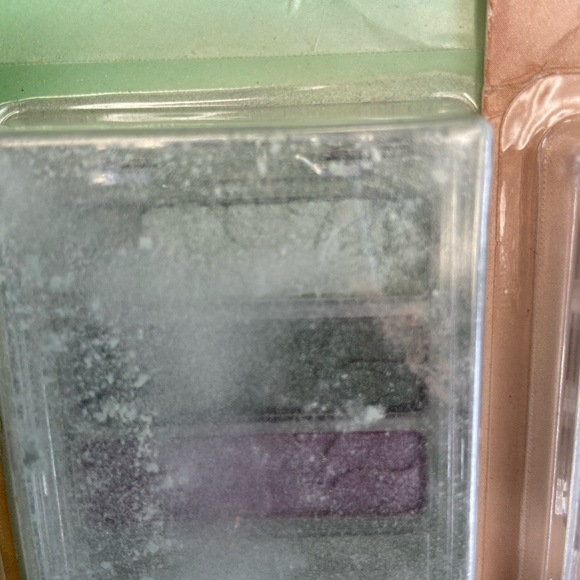 Almay shadows - Picture 3 of 4